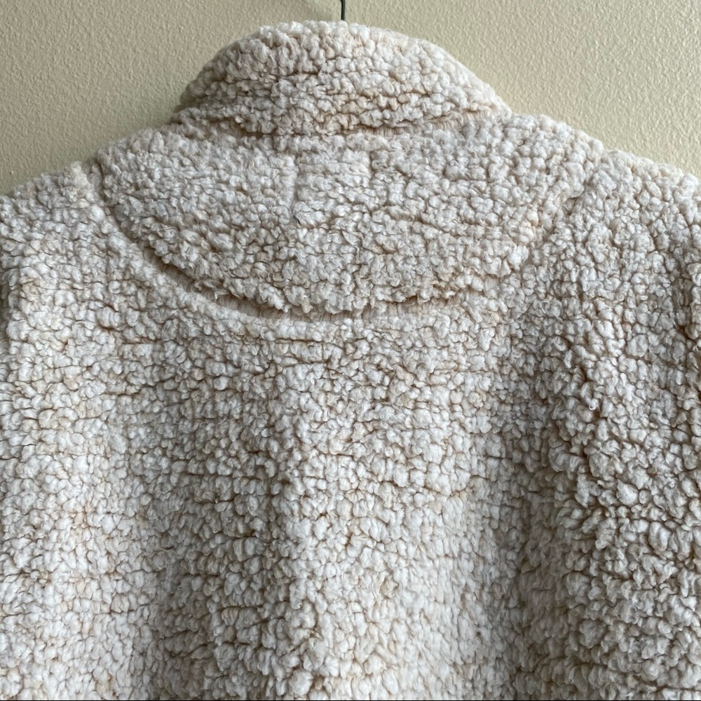 Time and Tru Cream Wooly Wubby Sherpa Pullover Sz. Medium - Picture 12 of 16